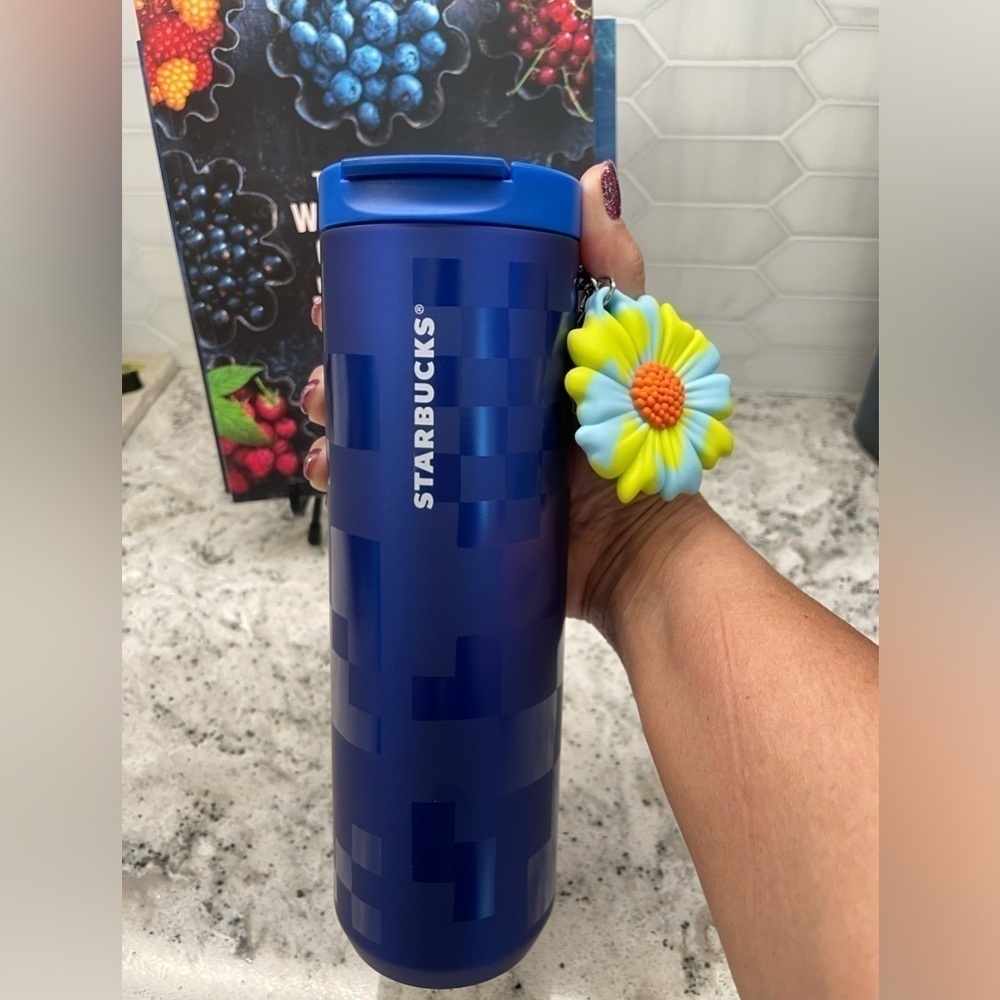 Starbucks 2024 Sapphire Blue Checkered SS Daisy Charm Tumbler. NWT. HFT. Wow! - Picture 1 of 10